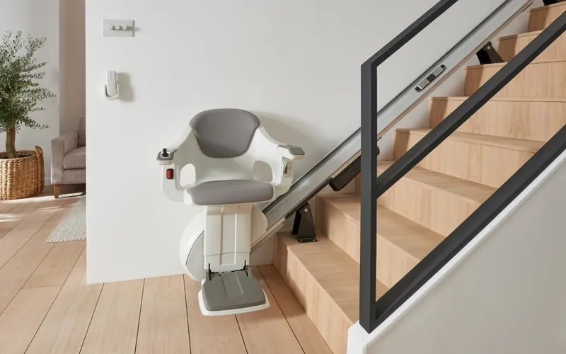Treppenlift HomeGlide Standard